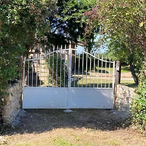 Les Anges Bleus , Chavannes-Sur-Reyssouze Frankreich