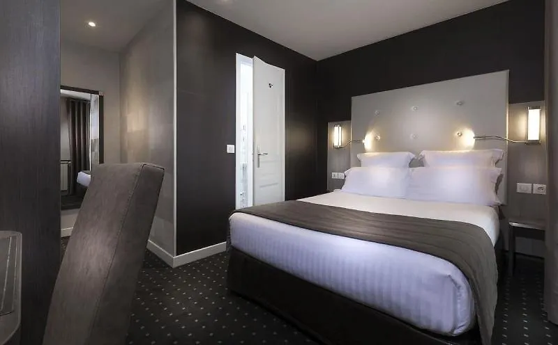Hotel De La Paix Tour Eiffel Paris 3*,  France