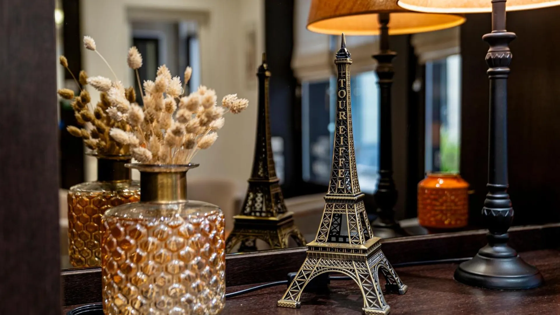 Hotel De La Paix Tour Eiffel Paris